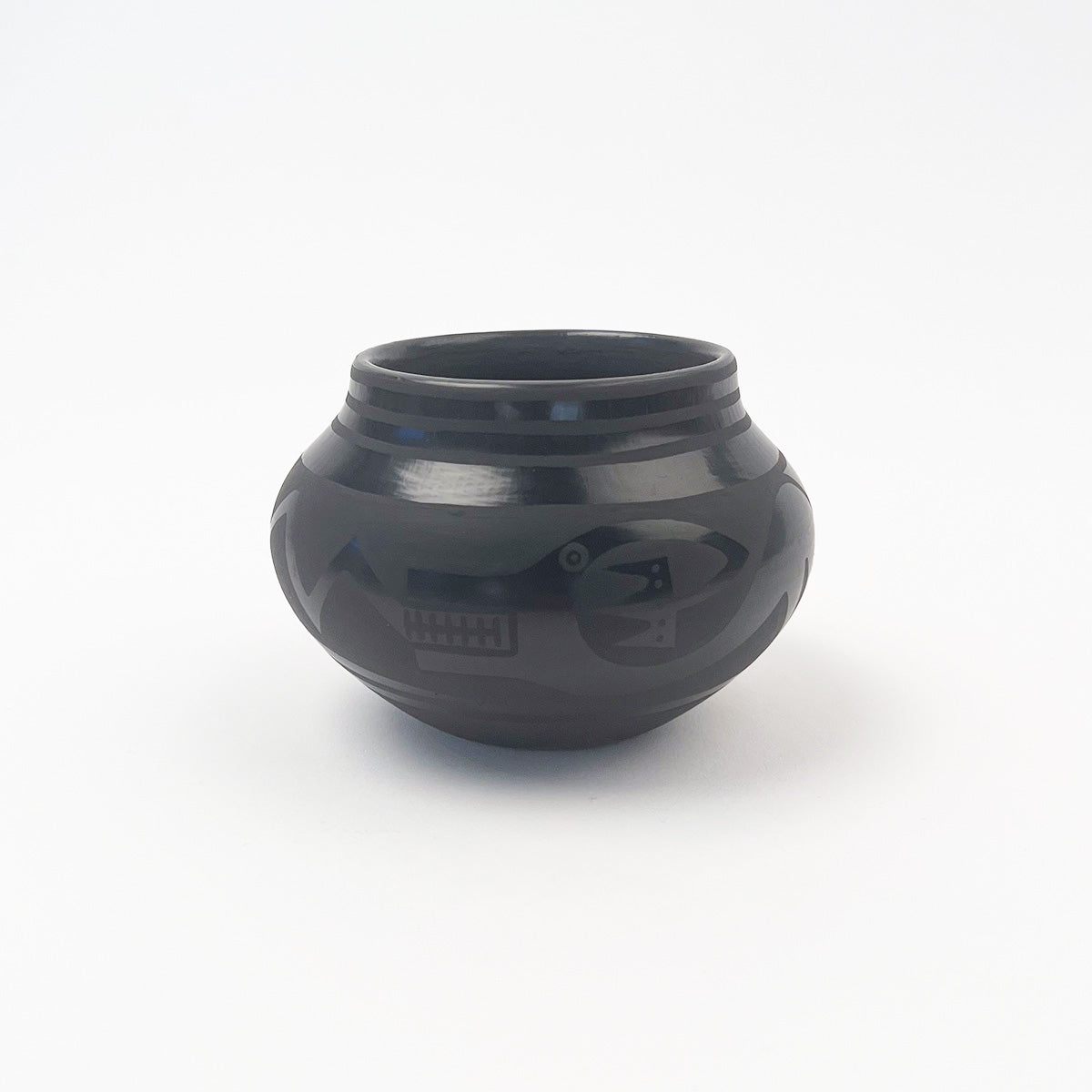 Marvin & Frances Martinez Avanyu Pot