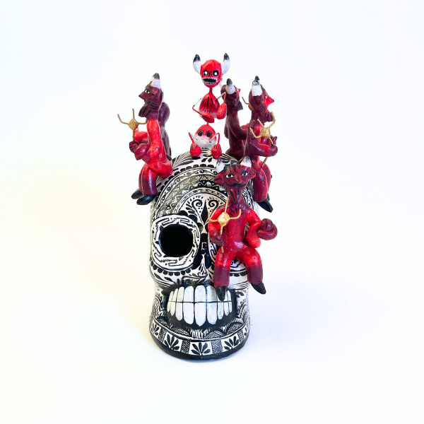 Medium Skull with Devils