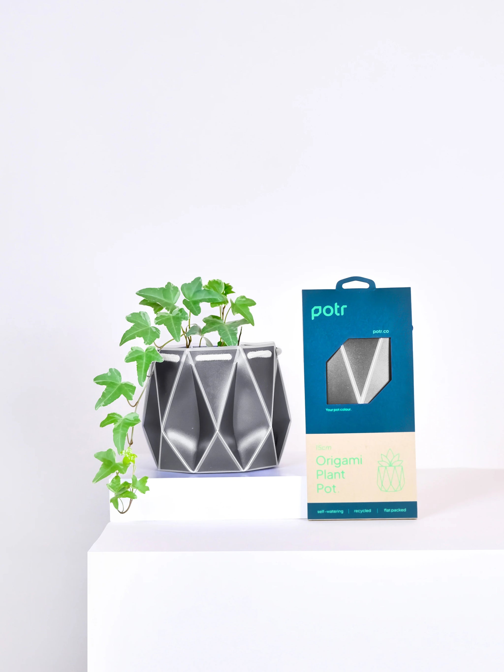 self watering recycled plant pot Medium Self-watering POTR Pot