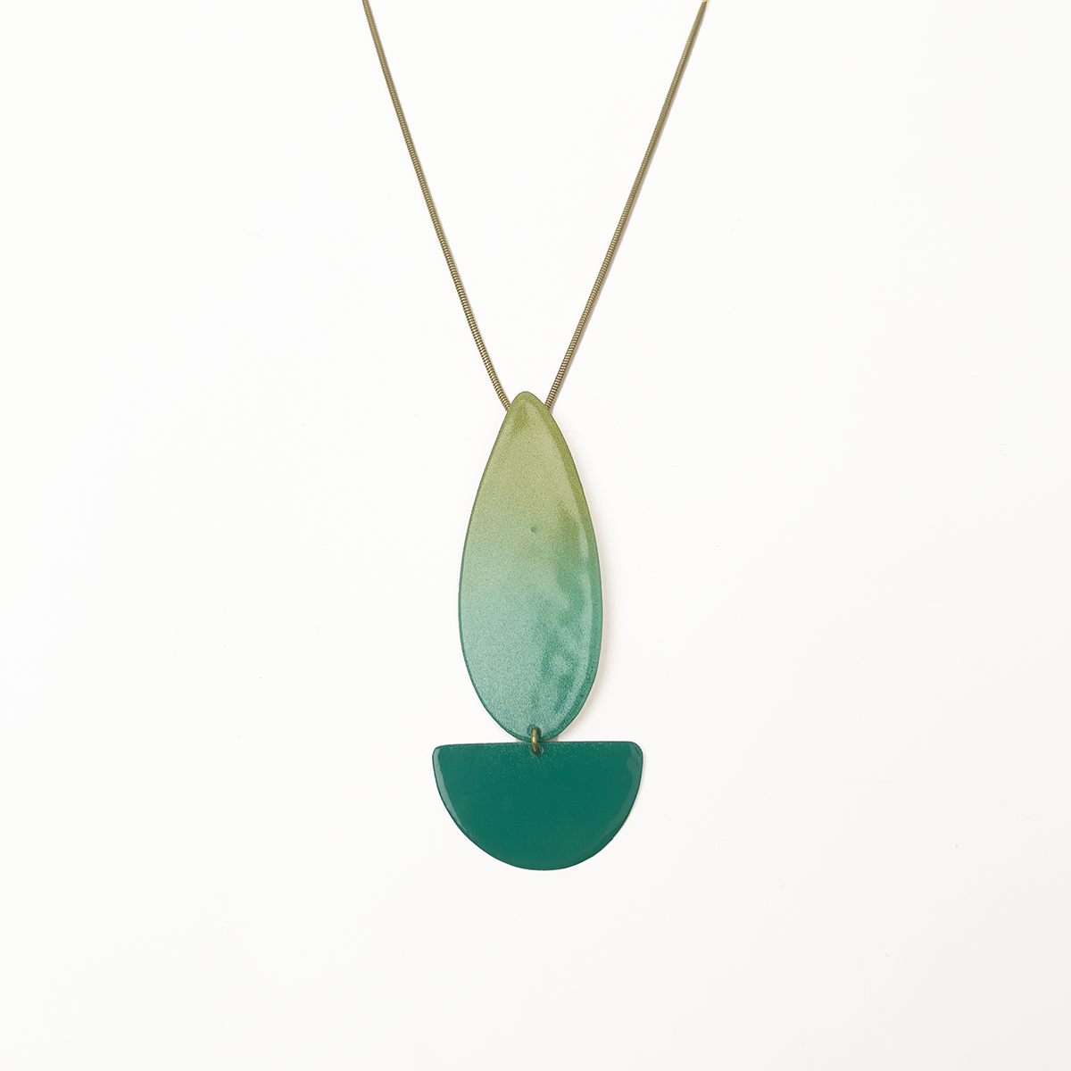 Velero Necklace