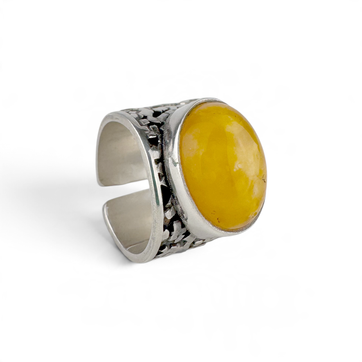 Amber Beata Ring