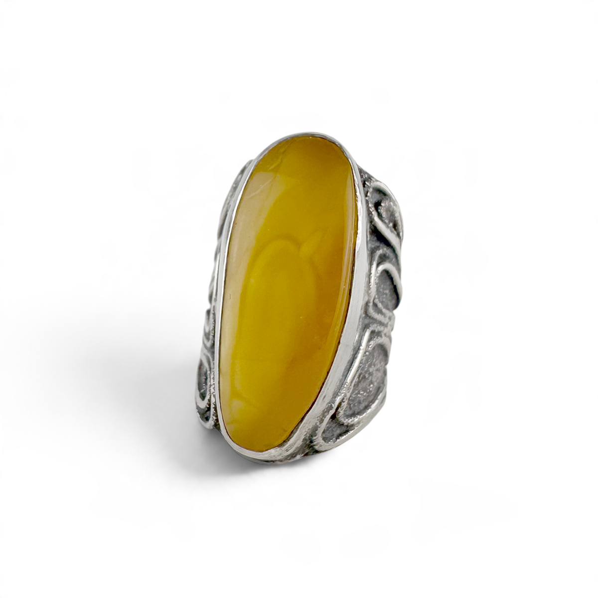 Amber Beata Ring