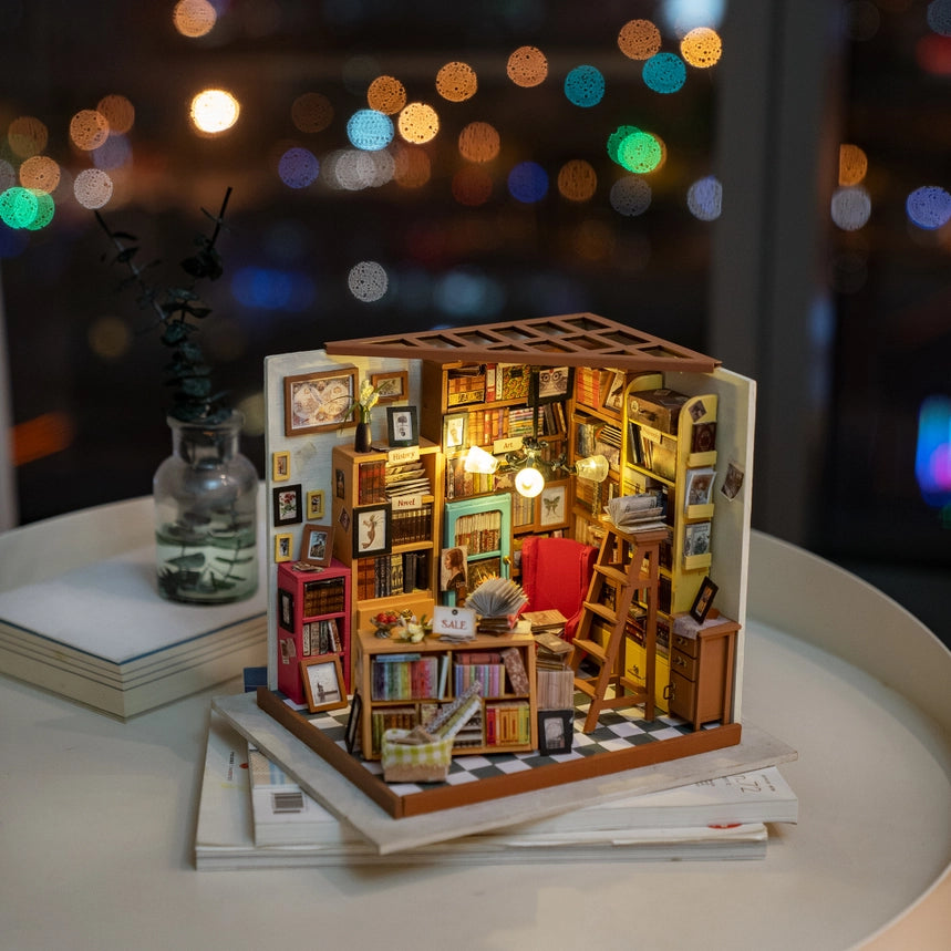 Sam's Study DIY Miniature House Kit